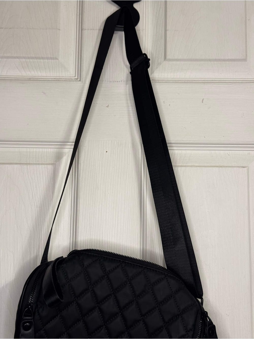 Black Quilted Faux Leather Crossbody Bag Adjustable Strap Double Zip Purse - Picture 3 of 5
